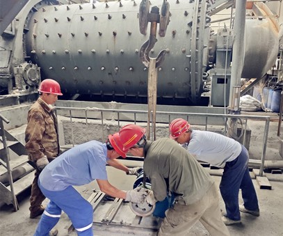 王家河選礦廠 | 清涼護航戰(zhàn)高溫，多維發(fā)力保生產